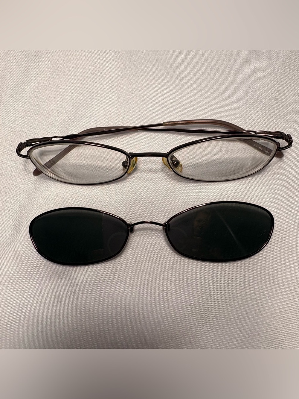 Vintage Women's Metal Frames w/ Magnetic Clip-On Sunglasses Purple Gunmetal